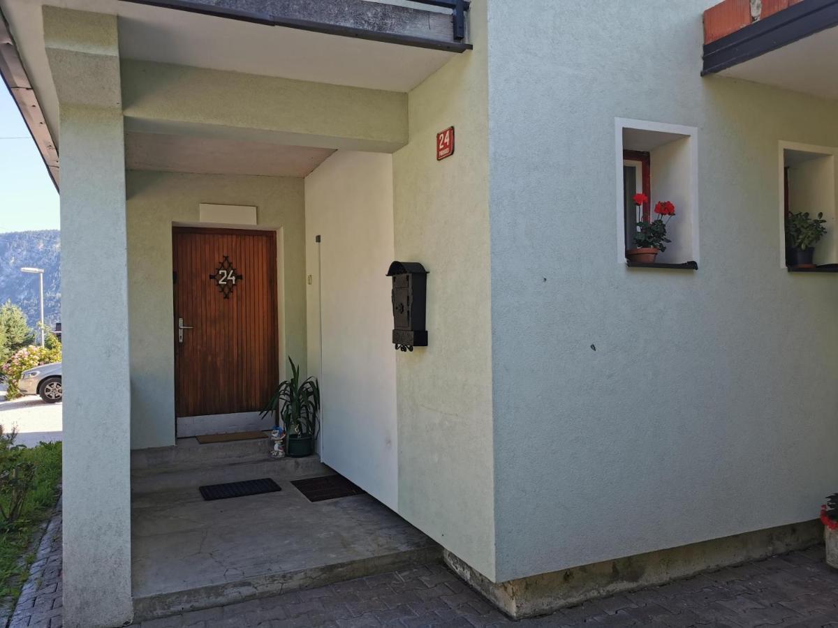 Apartma Rekar - A House, Where You Can Relax In The Embrace Of Nature Jesenice Zewnętrze zdjęcie